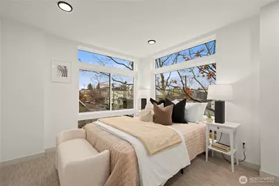 7011 9th Avenue NE, Seattle, WA 98115 - Photo 12