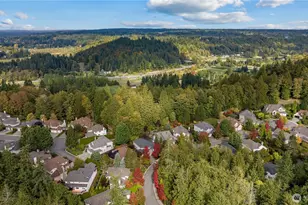 19618 NE 44th Pl, Sammamish, WA 98074 - Photo 4