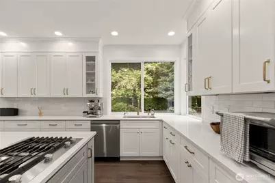 19618 NE 44th Place, Sammamish, WA 98074 - Photo 18