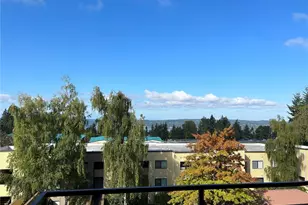 4889 76th St SW, Mukilteo, WA 98275 - Photo 2