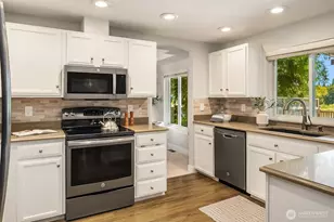 13709 NE 93rd St, Redmond, WA 98052 - Photo 14