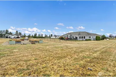 2505 263rd Street Ct E, Spanaway, WA 98387 - Photo 32