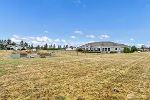 2505 263rd St Ct E, Spanaway, WA 98387 - Photo 32