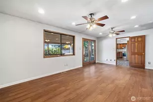 16424 126th Pl SE, Renton, WA 98058 - Photo 14