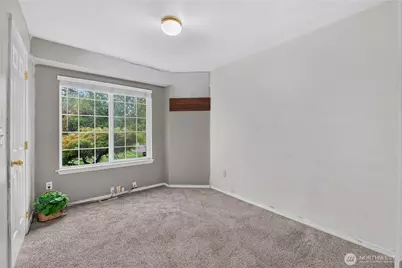 24615 Roberts Drive, Black Diamond, WA 98010 - Photo 16
