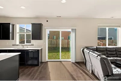18951 112th Avenue Ct, Puyallup, WA 98375 - Photo 6
