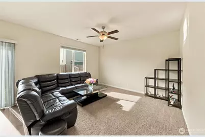 18951 112th Avenue Ct, Puyallup, WA 98375 - Photo 8