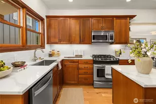 646 Alder St, Edmonds, WA 98020 - Photo 10
