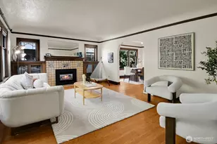 1613 N 52nd St, Seattle, WA 98103 - Photo 4