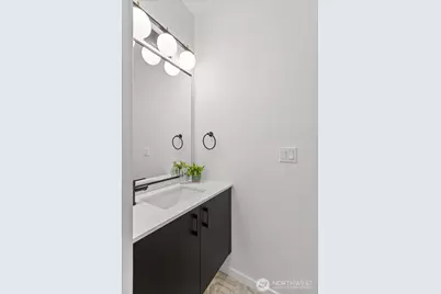 11349 23rd Avenue NE, Seattle, WA 98125 - Photo 10