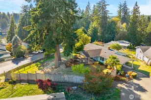 60 SE Holly Pl, Shelton, WA 98584 - Photo 2