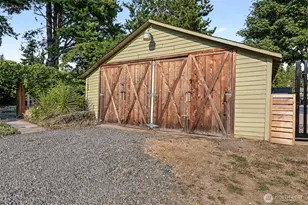 19127 80th Ave W, Edmonds, WA 98026 - Photo 32