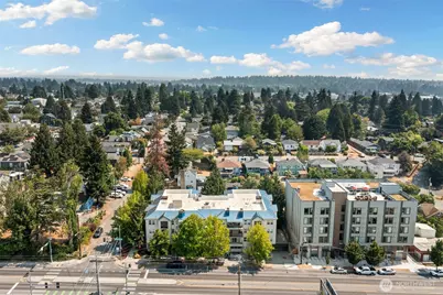 9750 Greenwood Avenue N #203, Seattle, WA 98103 - Photo 18