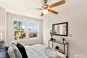 9750 Greenwood Ave N, Seattle, WA 98103 - Photo 12