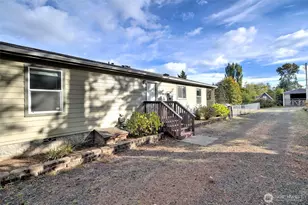 1320 Dickinson Ave, Shelton, WA 98584 - Photo 2