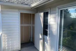 949 Aberdeen Ave NE, Renton, WA 98056 - Photo 6