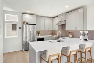 1411 N 48th St, Seattle, WA 98103 - Photo 4