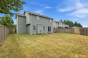 3815 184th St E, Tacoma, WA 98446 - Photo 4