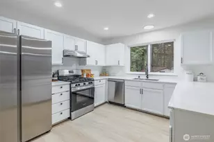 9230 Withers Pl NW, Bremerton, WA 98311 - Photo 6