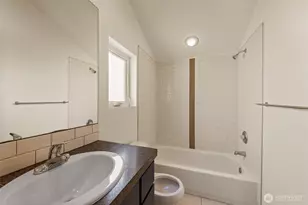 2255 NW 63rd St, Seattle, WA 98107 - Photo 18