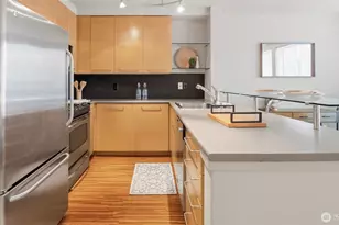 1420 E Pine St, Seattle, WA 98122 - Photo 6