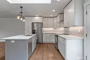 2502 Lexington St, Steilacoom, WA 98388 - Photo 10