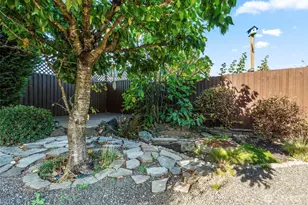 1423 Ross Ave, Kelso, WA 98626 - Photo 22