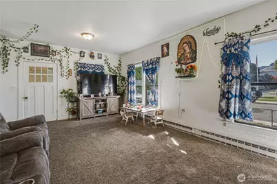 613 -615 Alaska St., Wenatchee, WA 98801 - Photo 4