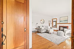 824 NW 57th St, Seattle, WA 98107 - Photo 6
