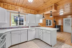 351 N Mount Jupiter Dr, Hoodsport, WA 98548 - Photo 8