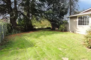 11305 58th St Ct E, Puyallup, WA 98372 - Photo 2