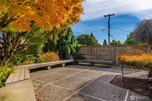 10501 39th Ave SW, Seattle, WA 98146 - Photo 4