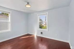 470 Grandey Way NE, Renton, WA 98056 - Photo 10