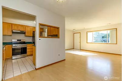 11216 SE 228th Place, Kent, WA 98031 - Photo 8
