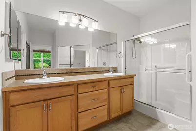12724 Sunbreak Way NE, Redmond, WA 98053 - Photo 20