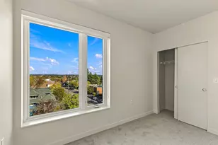 6109 Phinney Ave N, Seattle, WA 98103 - Photo 10