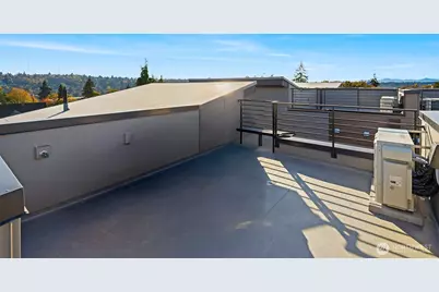 3842 Linden Avenue N, Seattle, WA 98103 - Photo 20