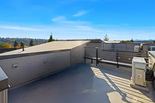 3842 Linden Ave N, Seattle, WA 98103 - Photo 20