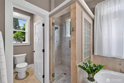 2211 19th Street, Anacortes, WA 98221 - Photo 20
