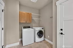 2211 19th St, Anacortes, WA 98221 - Photo 26