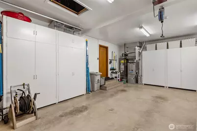 19318 SE 328th Place, Kent, WA 98042 - Photo 32