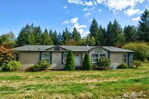 15912 Agate St SE, Yelm, WA 98597 - Photo 2