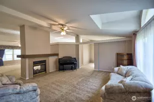 15912 Agate St SE, Yelm, WA 98597 - Photo 6