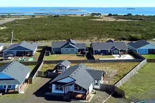 995 Alida Ct SE, Ocean Shores, WA 98569 - Photo 4