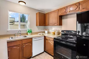 1525 NW 195th St, Shoreline, WA 98177 - Photo 12