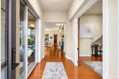 1036 N 42nd Place, Renton, WA 98056 - Photo 4