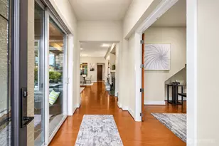 1036 N 42nd Pl, Renton, WA 98056 - Photo 4