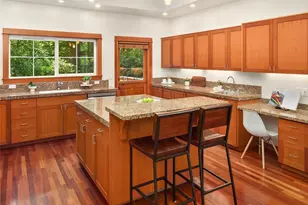14744 Sivertson Rd NE, Bainbridge Island, WA 98110 - Photo 10