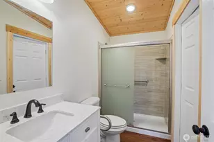 1836 Hazel Dell Rd, Castle Rock, WA 98611 - Photo 16