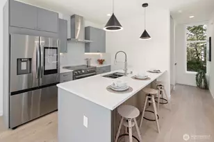 1820 14th Ave, Seattle, WA 98122 - Photo 8